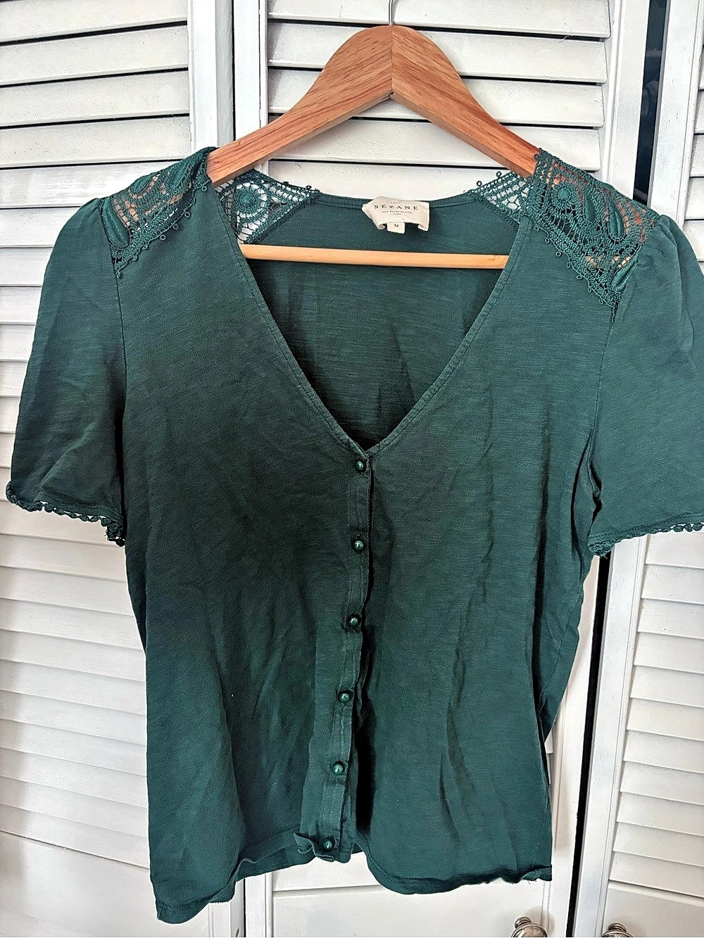 Sézane Short Sleeve Blouse in Green Size Medium Like New